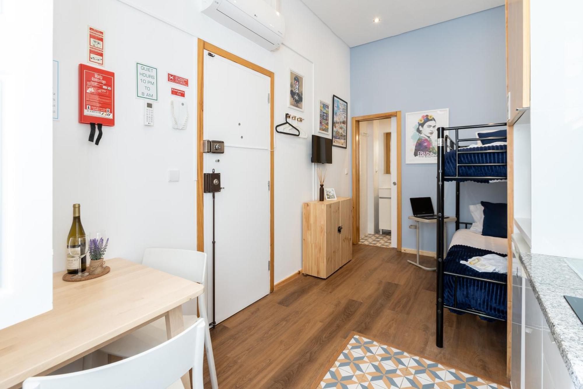 733 Costa Cabral Metro Residence Porto Phòng bức ảnh