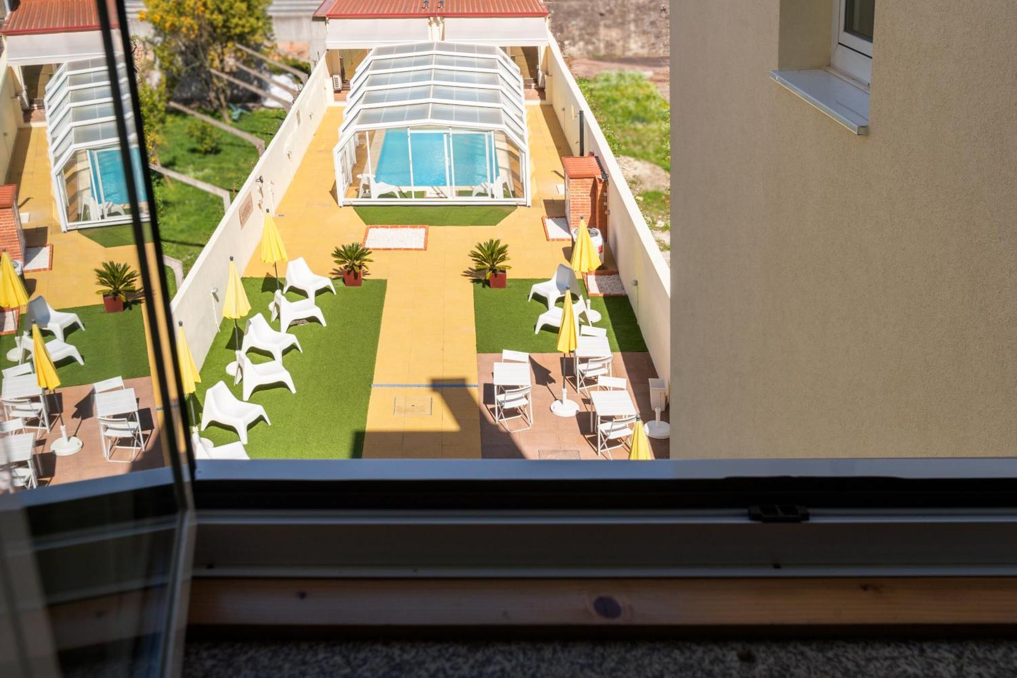 733 Costa Cabral Metro Residence Porto Phòng bức ảnh